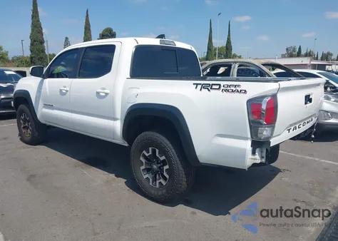 2022 Toyota Tacoma Trd Off Road z USA, uszkodzony, nr VIN 3TMAZ5CN5NM173984